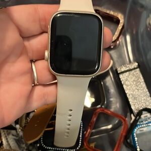 45 mm series 8 iPhone watch